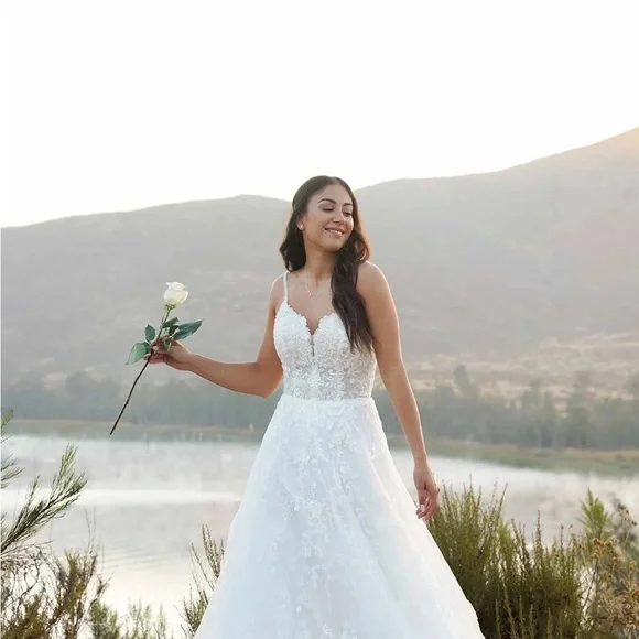 Stella York 7398 New Has Tag from Boutique Wedding Dress - Picture 2 of 13